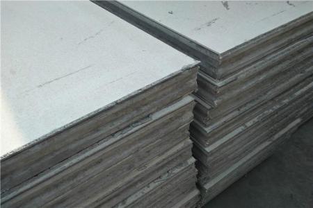 輕質隔墻板新養護知識