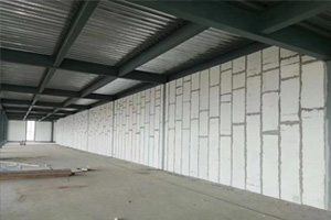 聚苯顆粒隔墻板長度超6米需加柱